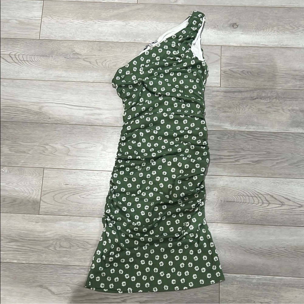 Green One-Shoulder Floral Dress. Worn once only   Soft and comfortable